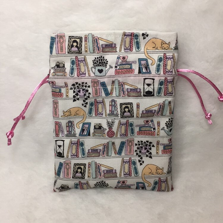 Library Cats White - Drawstring Pouch
