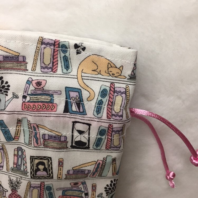 Library Cats White - Drawstring Pouch