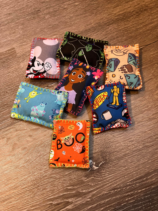 Cat Toy Sacs - Fandom Set of 4