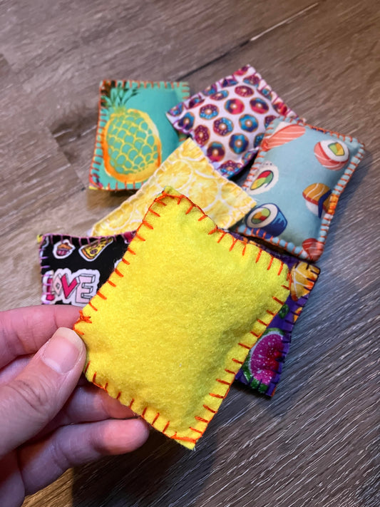 Cat Toy Sacs - Food Set of 4